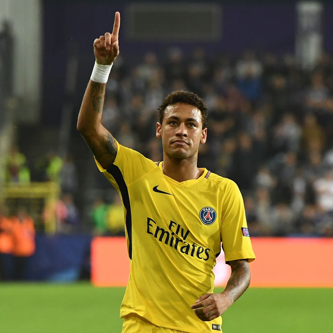 给前锋提供 给前锋提供